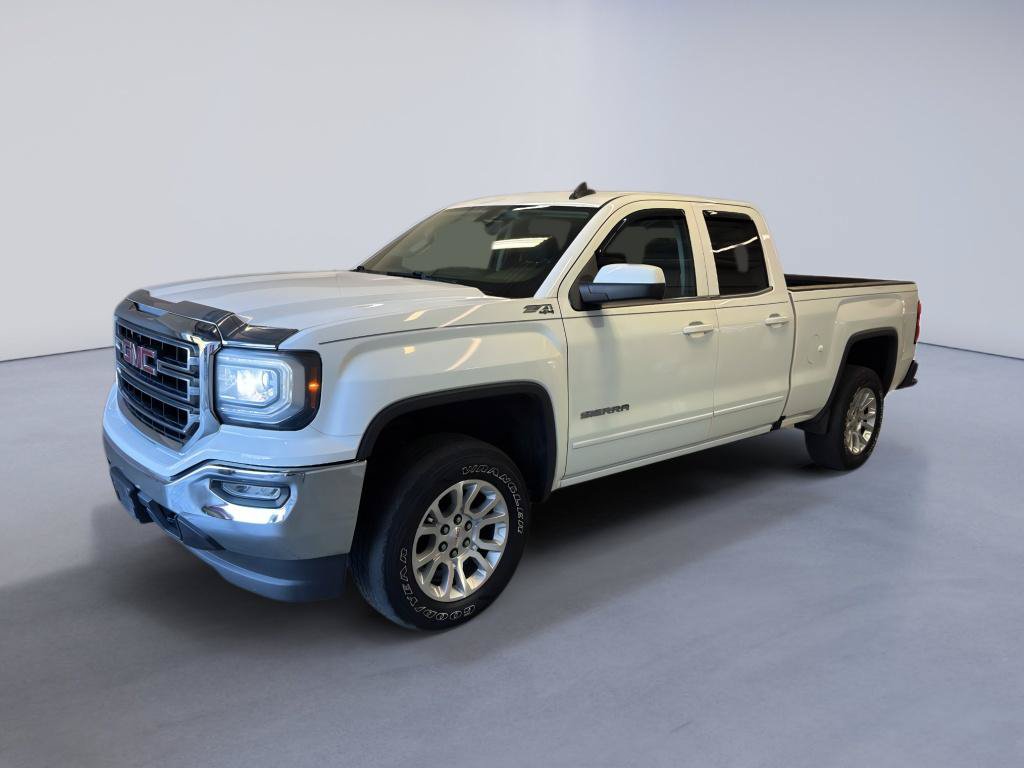 Used 2016 GMC Sierra 1500 SLE w/ SLE Value Package AWD/4WD image 3