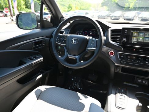 Used 2023 Honda Passport EX-L image 10