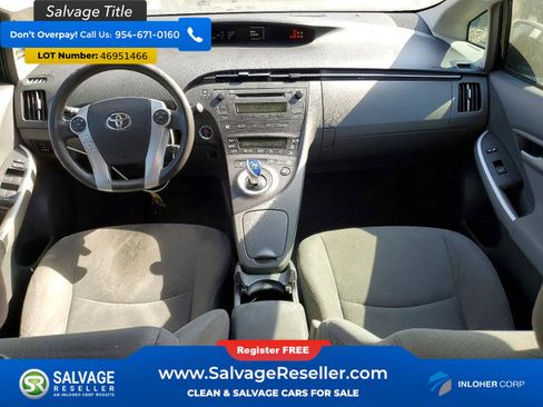 Used 2011 Toyota Prius Three image 11