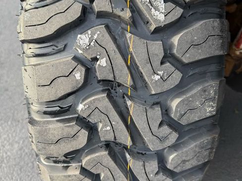 Used 2017 Ford F250 XLT w/ FX4 Off-Road Package image 9