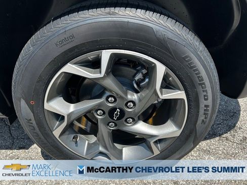 New 2026 Chevrolet Trax LT w/ LPO, Blackout Package FWD image 22