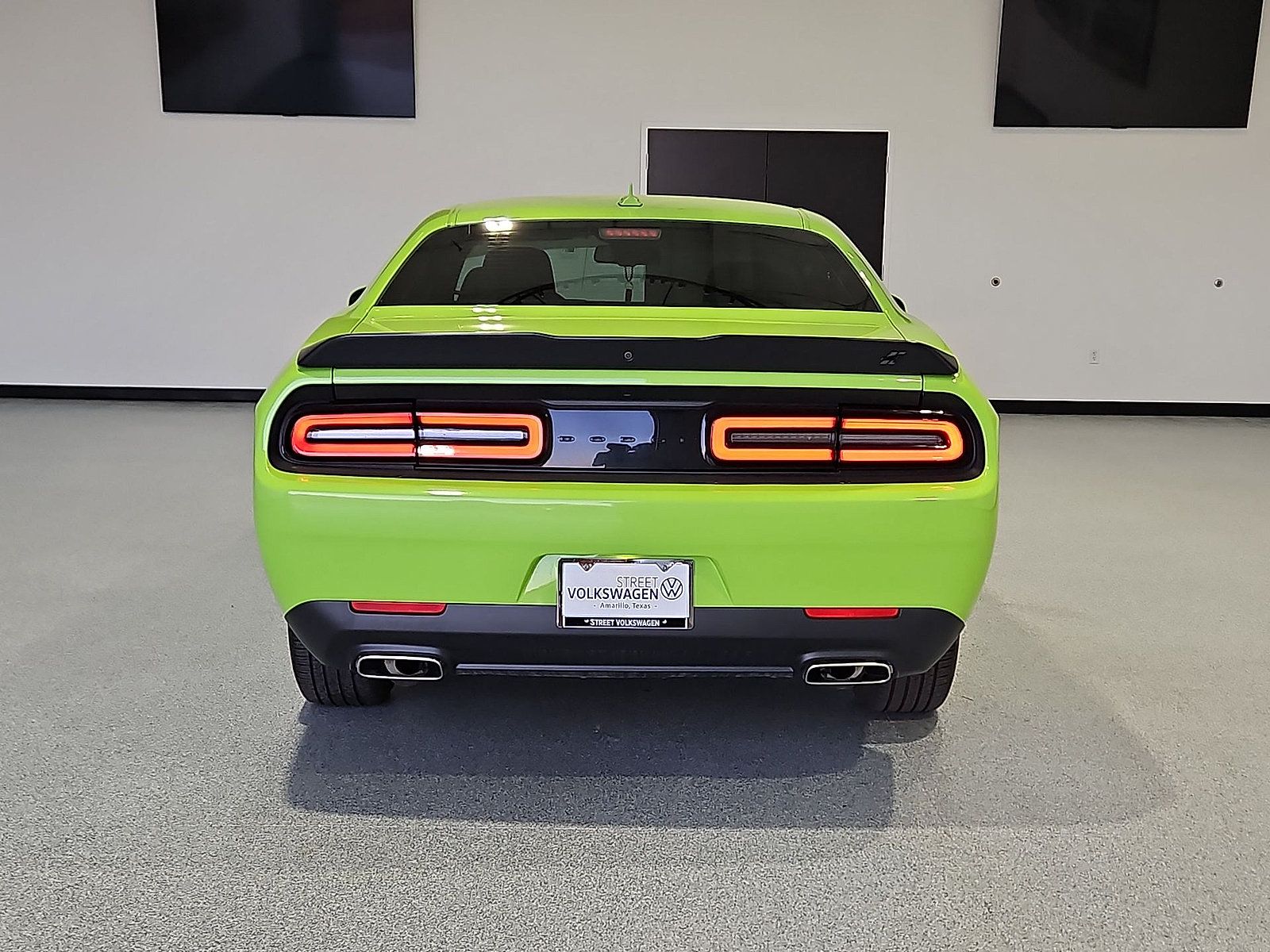 Used 2023 Dodge Challenger SXT w/ Blacktop Package AWD/4WD image 7