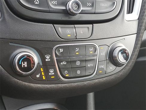 Used 2024 Chevrolet Malibu LT image 26