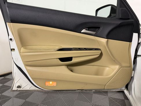 Used 2012 Honda Accord SE image 17