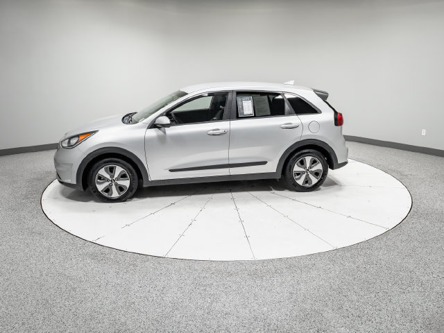 Used 2018 Kia Niro FE FWD image 30