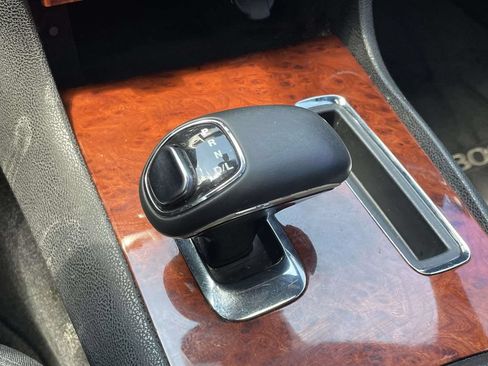 Used 2013 Chrysler 300 w/ Driver Convenience Group RWD image 39