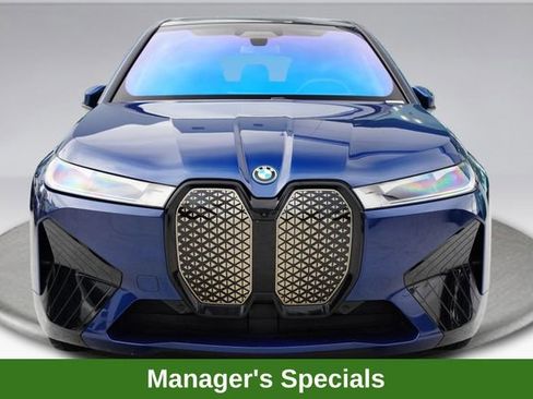 Used 2025 BMW iX xDrive50 AWD/4WD image 2