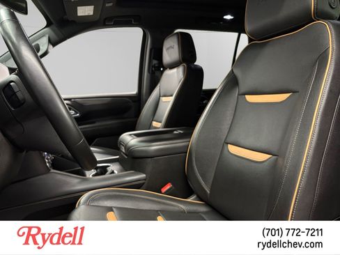 Used 2023 GMC Yukon AT4 w/ AT4 Premium Plus Package AWD/4WD image 10