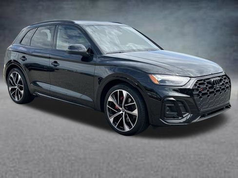 Used 2023 Audi SQ5 Prestige w/ Prestige Package AWD/4WD image 7