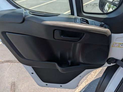 Used 2025 RAM ProMaster 3500 w/ Convenience Group FWD image 13