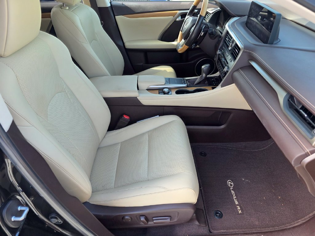 Used 2020 Lexus RX 350L FWD w/ Premium Package image 25