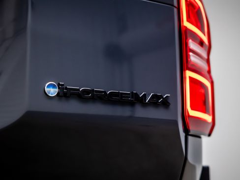 Used 2026 Toyota Land Cruiser w/ Premium Package image 32