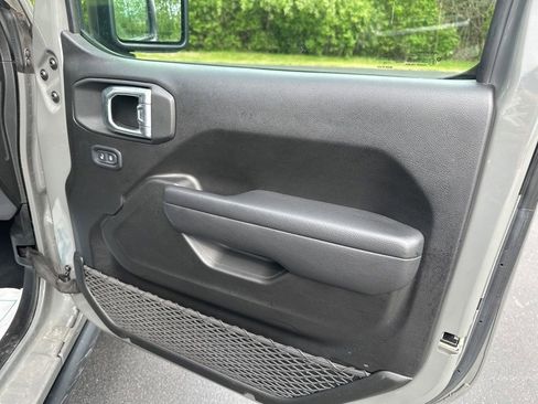 Used 2022 Jeep Gladiator Mojave AWD/4WD image 20