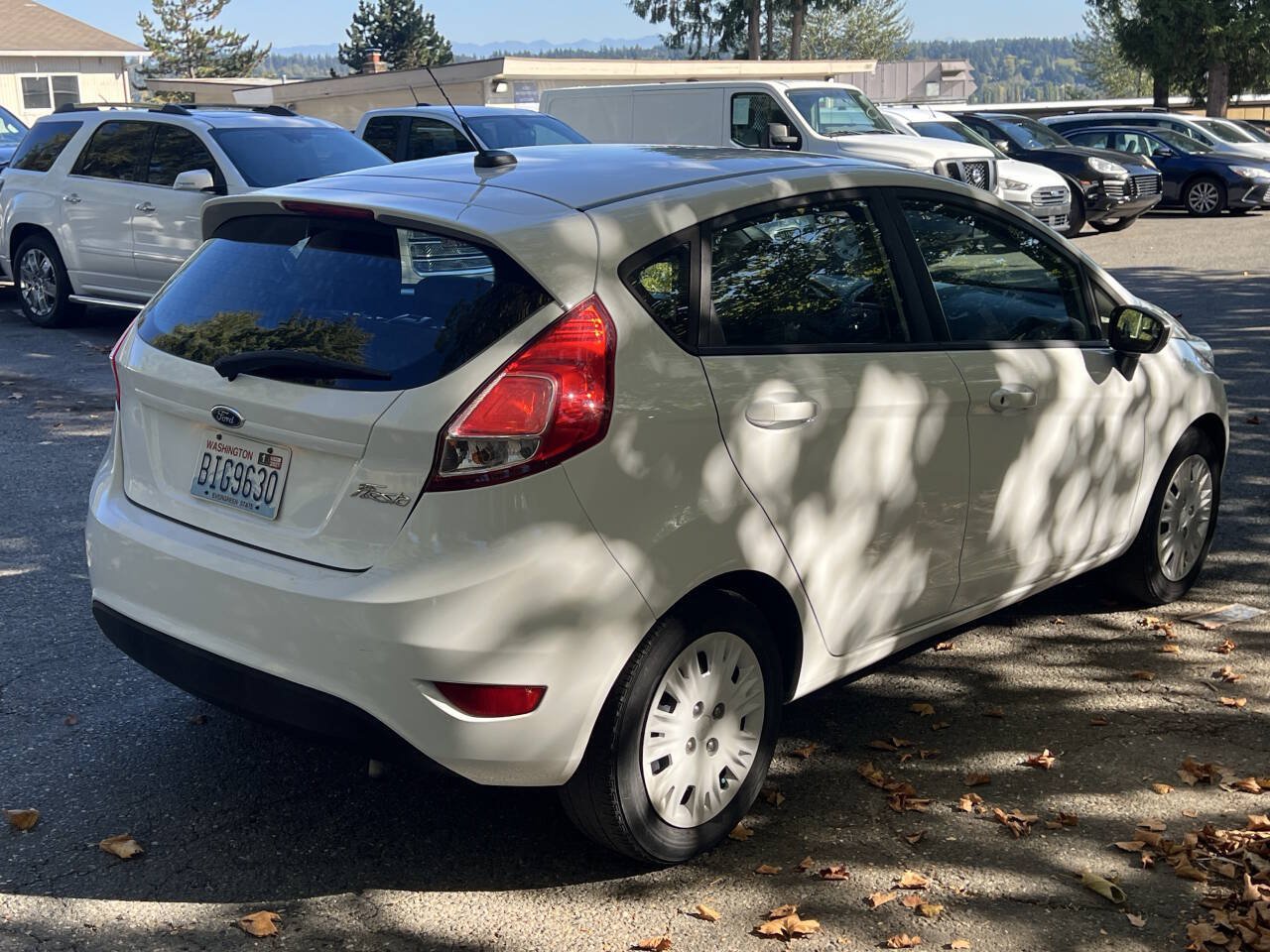 Used 2014 Ford Fiesta S FWD image 5