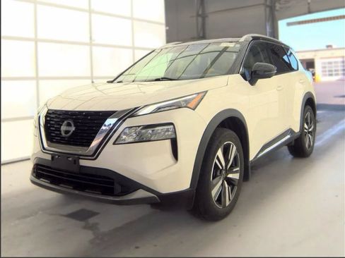 Used 2023 Nissan Rogue SL AWD/4WD image 1