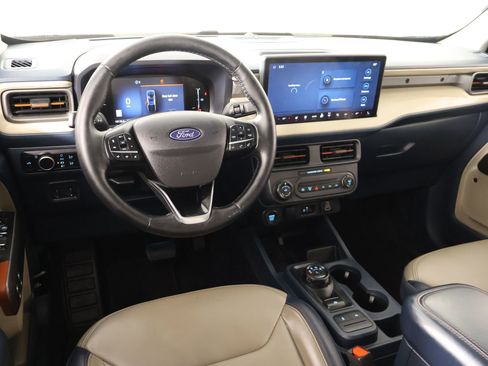 Used 2025 Ford Maverick Lariat w/ 4K Tow Package image 2