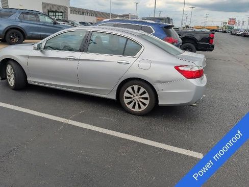Used 2015 Honda Accord Touring image 8