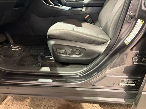 Used 2025 Toyota RAV4 XLE image 24