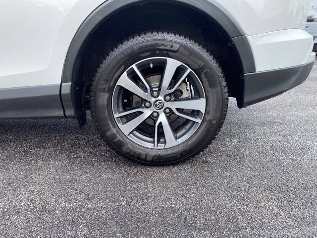 Used 2017 Toyota RAV4 XLE w/ All Weather Liner Package AWD/4WD image 9