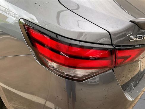 Used 2025 Nissan Sentra SR FWD image 26