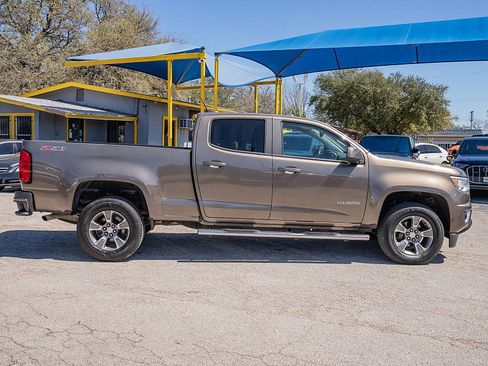 Used 2015 Chevrolet Colorado Z71 image 4