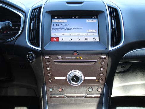 Used 2019 Ford Edge Titanium w/ Equipment Group 301A image 31