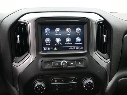 Used 2021 Chevrolet Silverado 1500 Custom w/ Custom Max Trailering Package AWD/4WD image 14