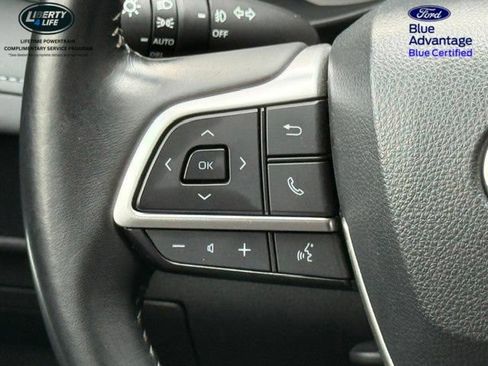 Used 2023 Toyota Highlander LE FWD image 28
