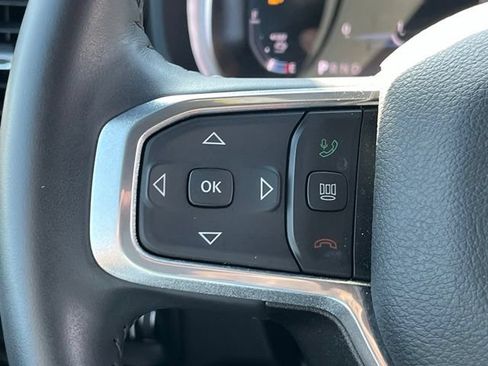 Used 2024 RAM 2500 Laramie AWD/4WD image 19