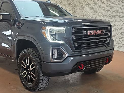 Used 2022 GMC Sierra 1500 AT4 w/ AT4 Preferred Package image 7