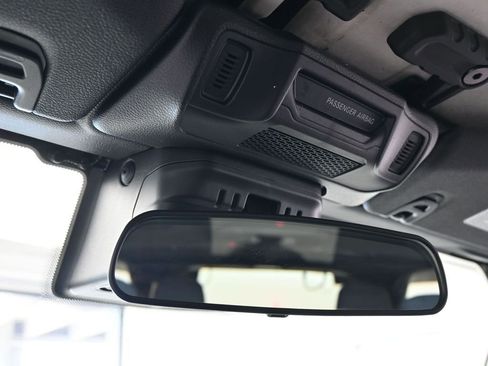 Used 2024 Jeep Wrangler Sport S image 21