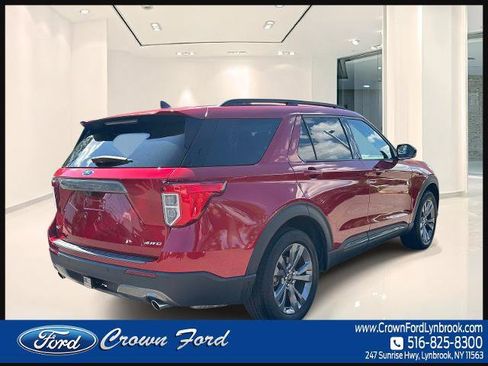 Certified 2023 Ford Explorer XLT w/ Equipment Group 202A AWD/4WD image 4