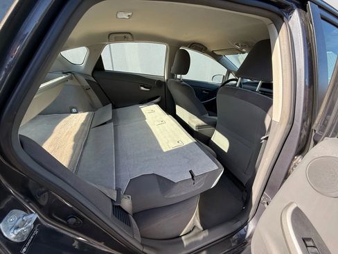Used 2011 Toyota Prius Three w/ Navigation Pkg FWD image 16