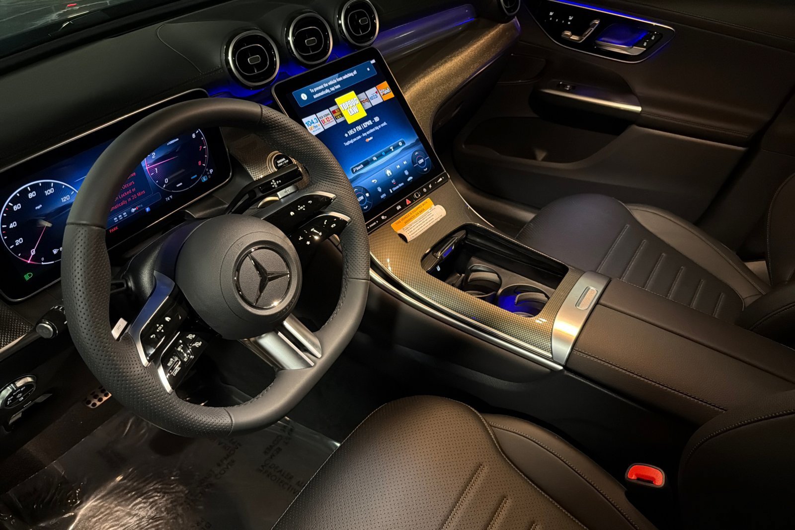 New 2026 Mercedes-Benz GLC 300 image 9