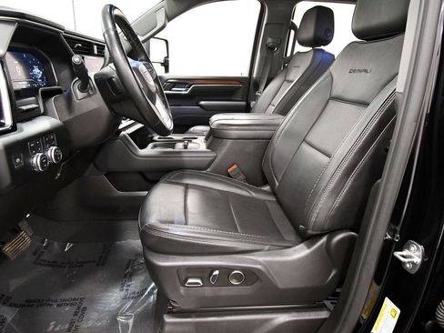 Used 2024 GMC Sierra 2500 Denali w/ Denali Reserve Package AWD/4WD image 14