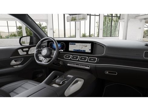 New 2026 Mercedes-Benz GLS 450 4MATIC image 6