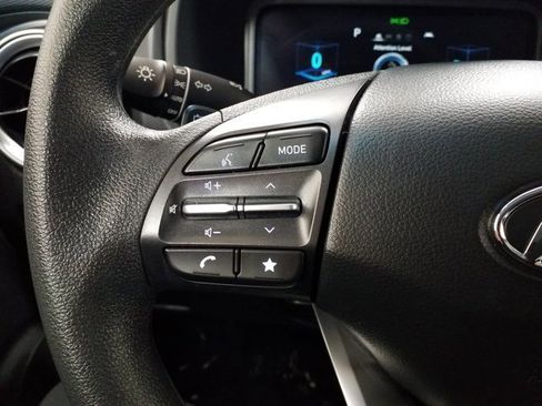 Certified 2023 Hyundai Kona SE w/ Cargo Package image 5