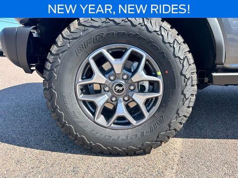 New 2025 Ford Bronco Badlands AWD/4WD image 33