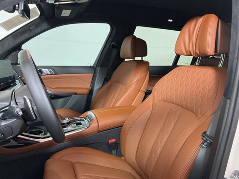 Certified 2026 BMW X7 M60i w/ Executive Package AWD/4WD image 22