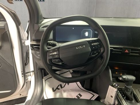 New 2026 Kia Sportage X-Line AWD/4WD image 11