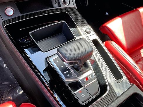 Used 2021 Audi SQ5 Premium Plus w/ Premium Plus Package image 28