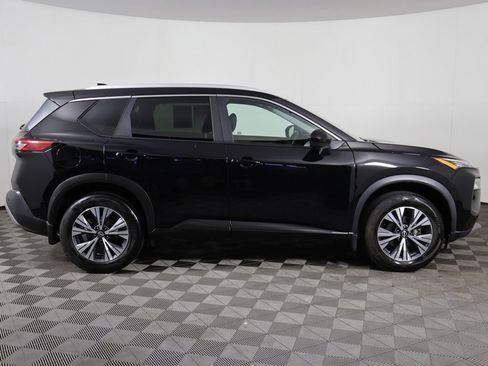 Used 2023 Nissan Rogue SV w/ SV Premium B Package AWD/4WD image 18
