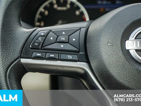 Used 2025 Nissan Altima 2.5 SV FWD image 29