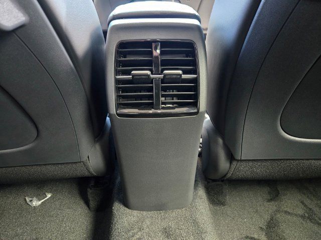 New 2026 Kia Niro EX FWD image 7