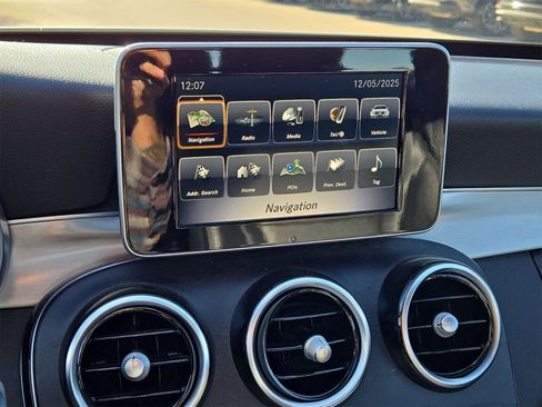 Used 2018 Mercedes-Benz C 300 Sedan image 19