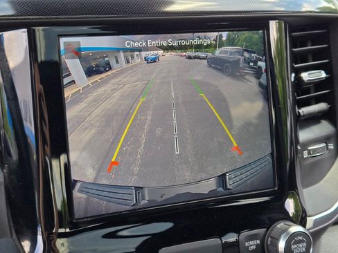 Used 2022 RAM 1500 Laramie AWD/4WD image 27