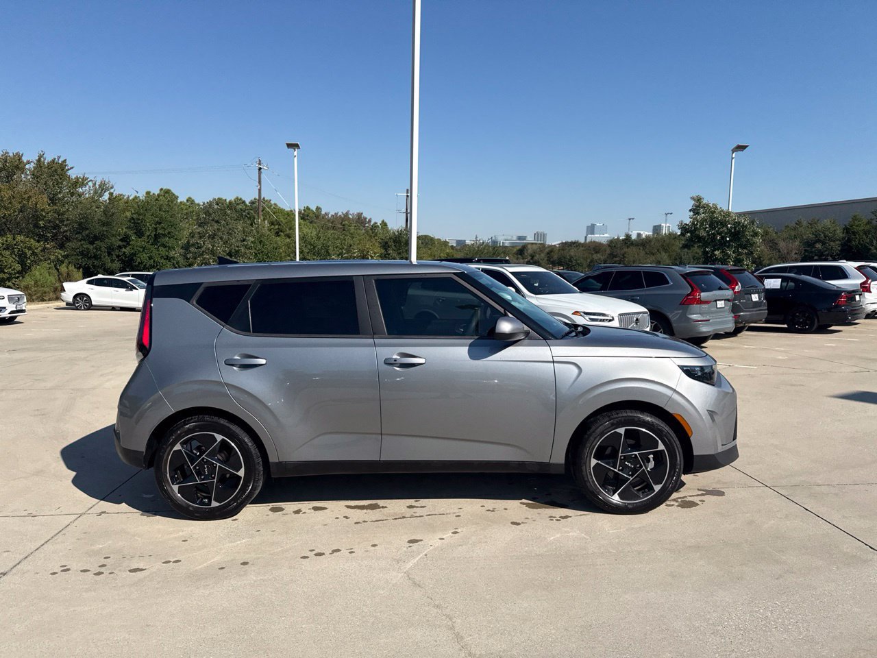 Used 2024 Kia Soul EX FWD image 4