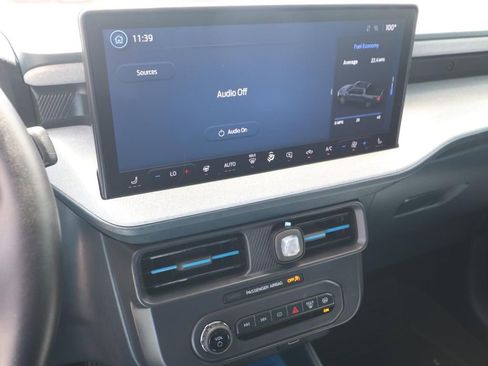 Used 2025 Ford Maverick XLT w/ XLT Luxury Package AWD/4WD image 20