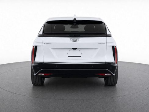 Used 2024 Cadillac Lyriq Tech AWD/4WD image 6