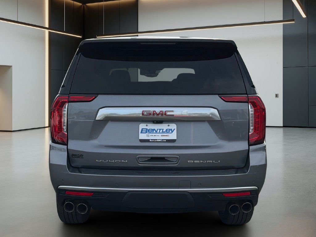 Used 2022 GMC Yukon Denali w/ Denali Premium Package AWD/4WD image 5